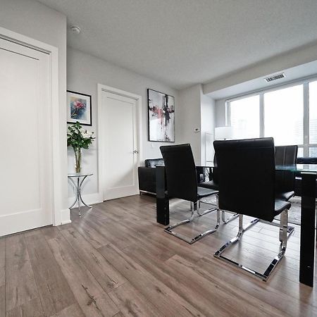 Grand Royal Condos - Cn Tower Toronto Extérieur photo