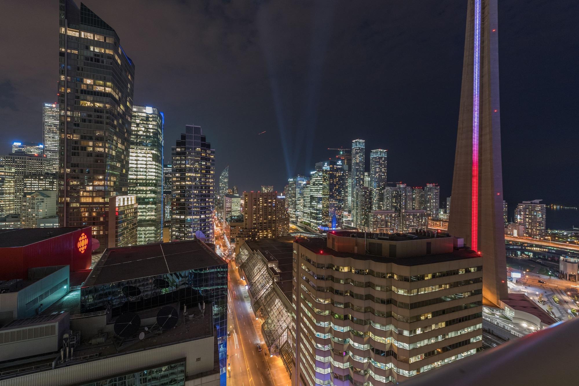Grand Royal Condos - Cn Tower Toronto Extérieur photo