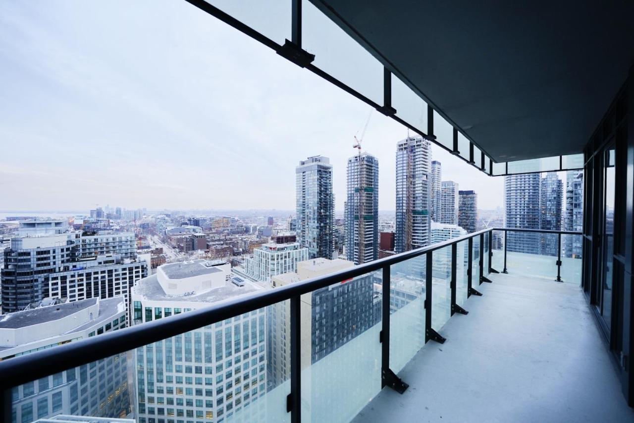Grand Royal Condos - Cn Tower Toronto Extérieur photo