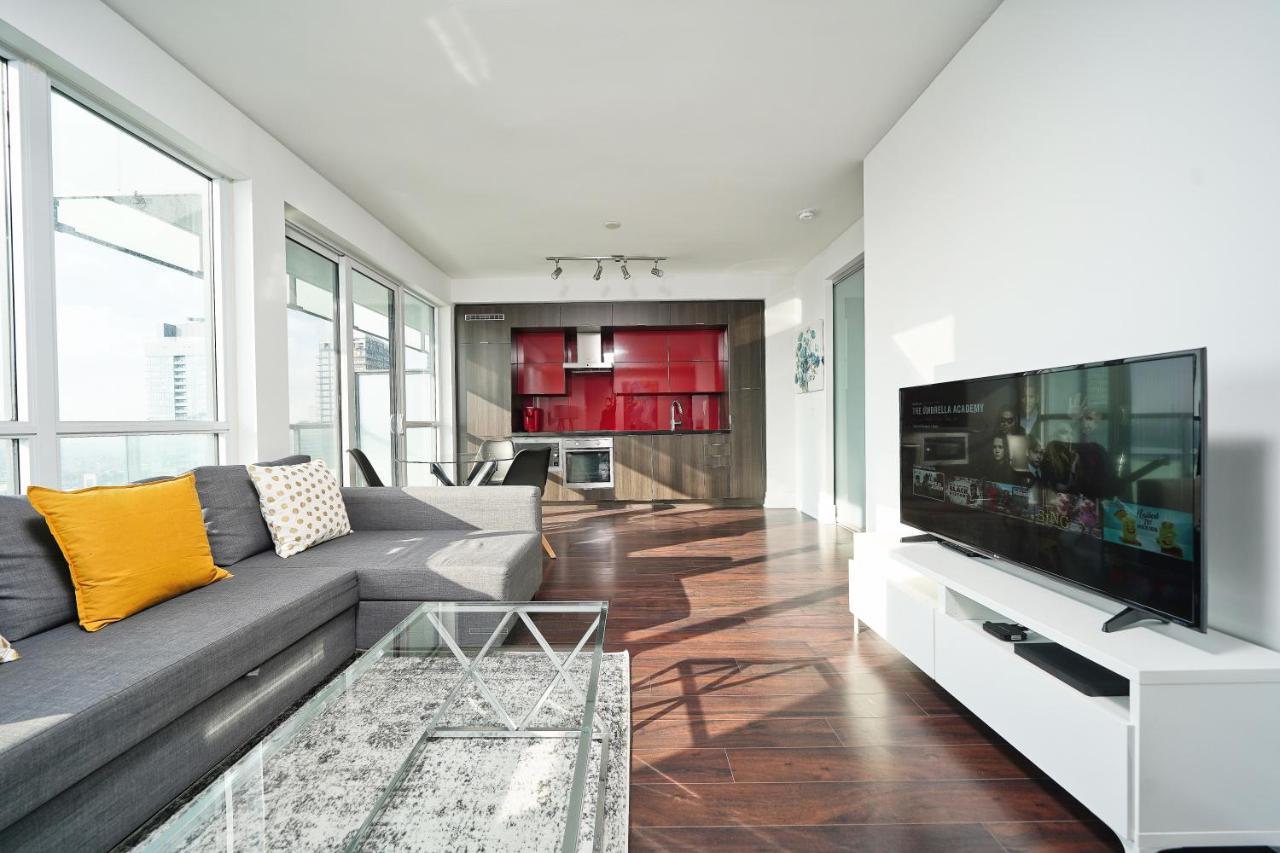 Grand Royal Condos - Cn Tower Toronto Extérieur photo